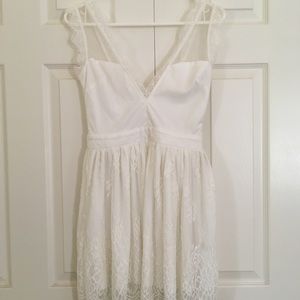 Lace white mesh dress